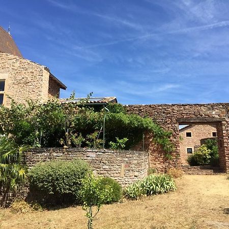Le Vieux Chateau Panzió Leynes Szoba fotó